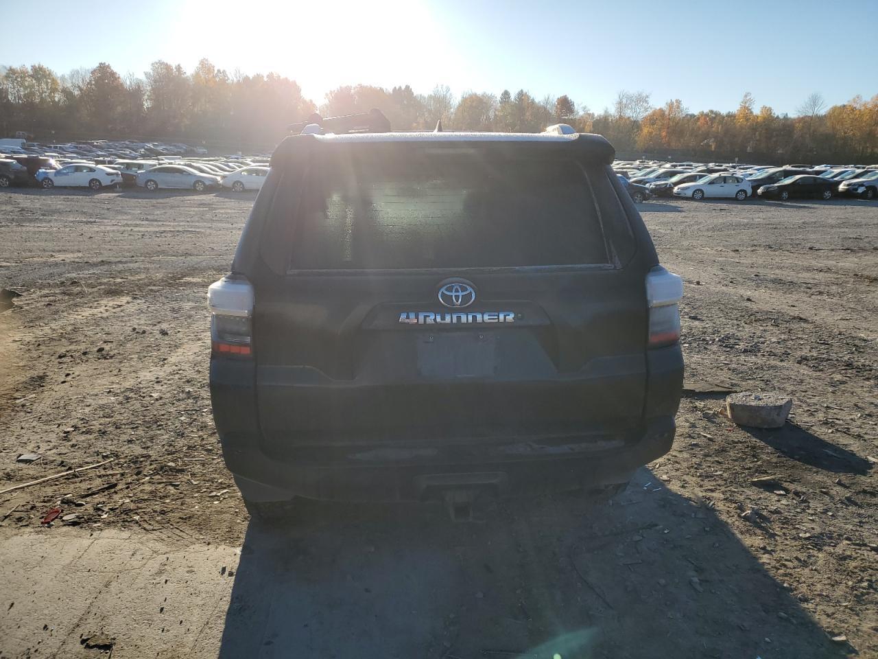 2018 Toyota 4Runner Sr5/Sr5 Premium - Фото 6