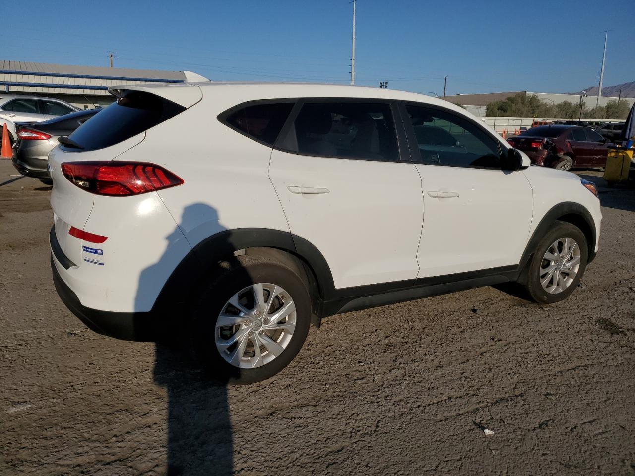 2021 Hyundai Tucson Se - Image 3