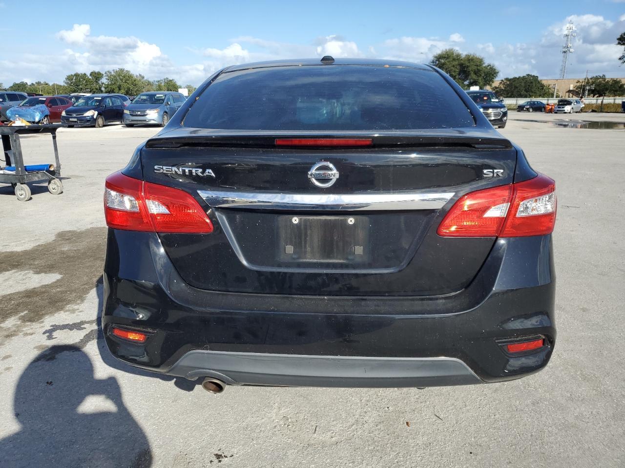 2016 Nissan Sentra S - Фото 6