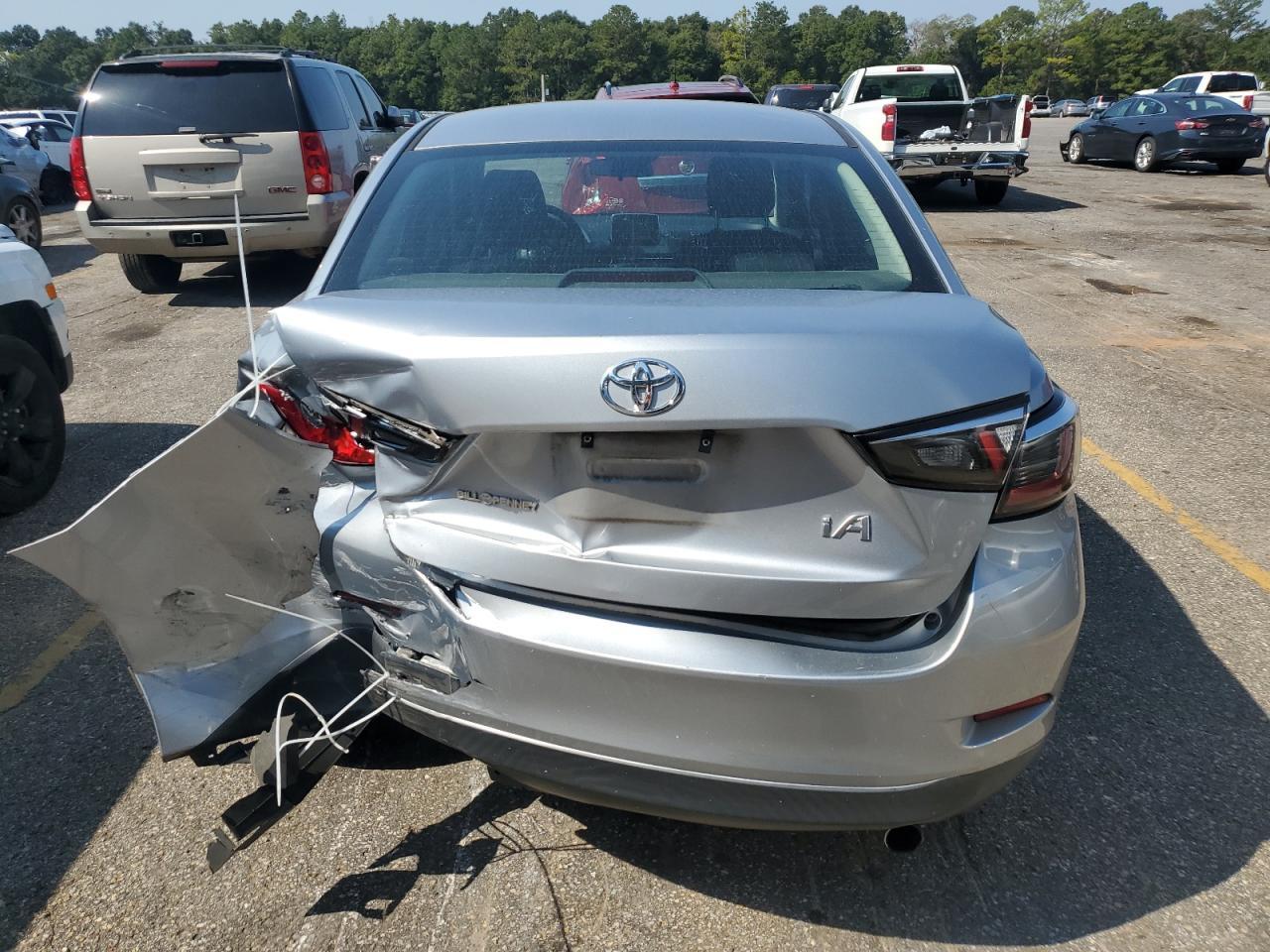 2018 Toyota Yaris Ia - Image 6