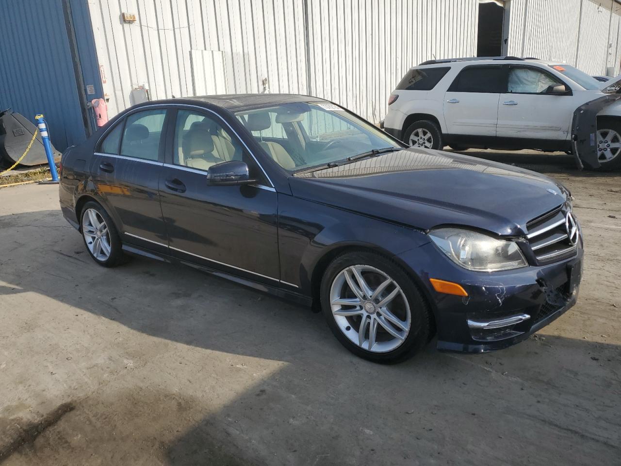 2014 Mercedes-Benz C 300 4Matic - Фото 4