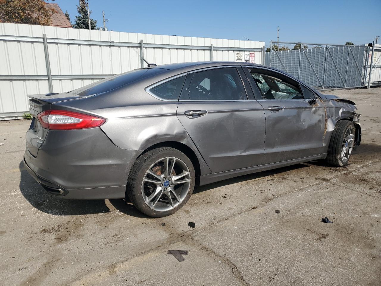 2013 Ford Fusion Titanium - Image 3