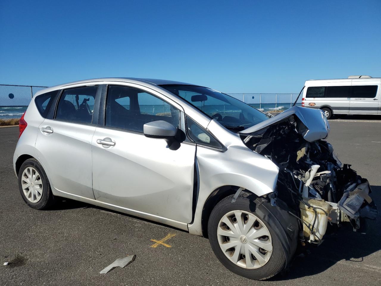 2015 Nissan Versa Note S - Фото 4