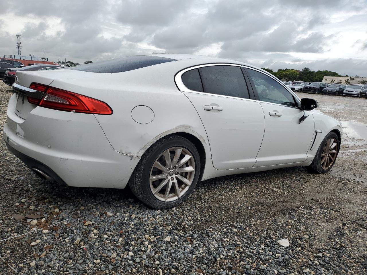 2012 Jaguar Xf - Фото 3