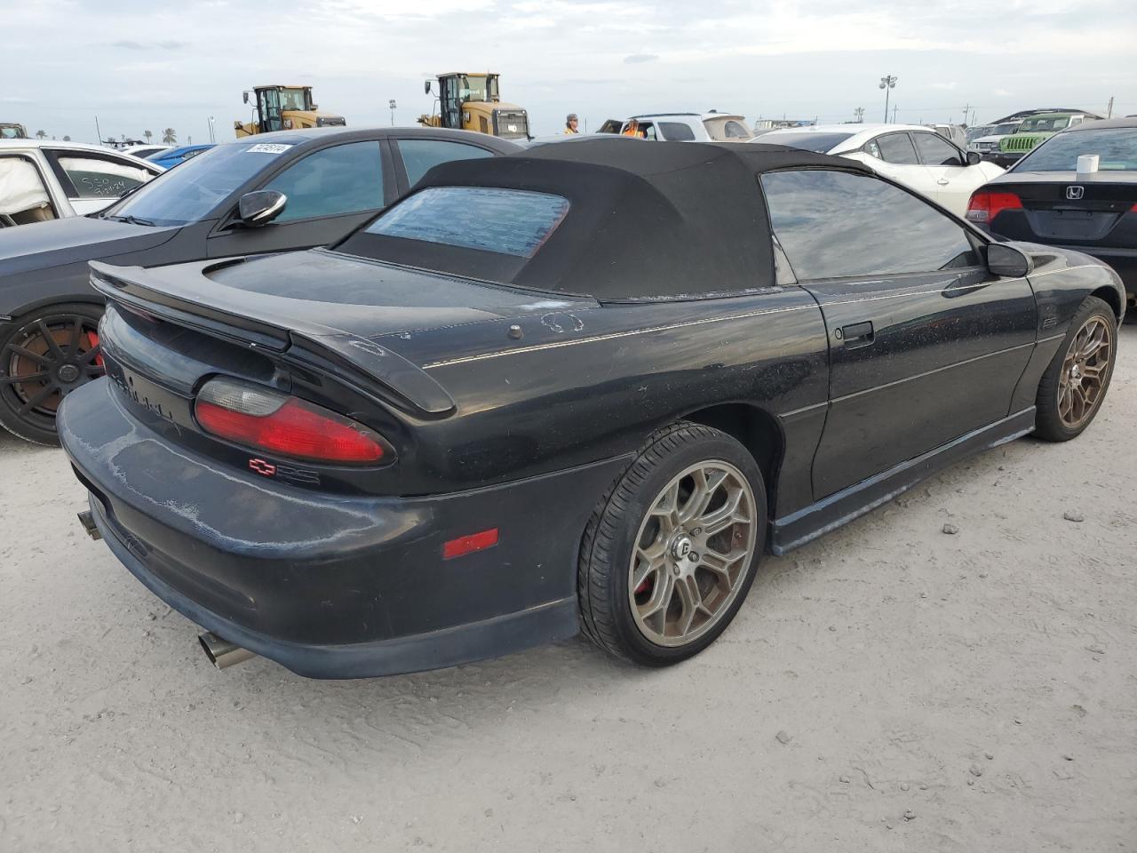 1996 Chevrolet Camaro Base - Image 3