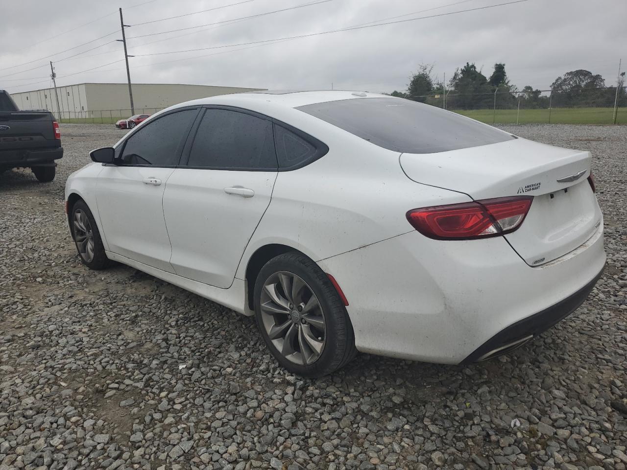 2015 Chrysler 200 S - Фото 2