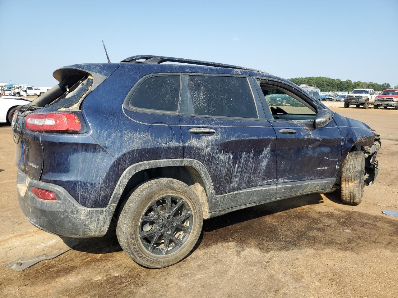2016 Jeep Cherokee Sport - Фото 3