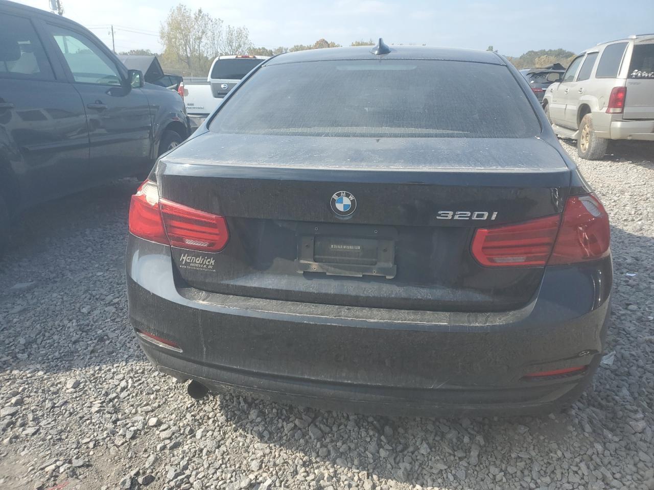 2016 BMW 320 I - Фото 6