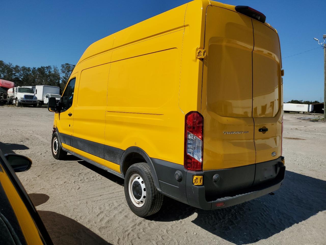 2022 Ford Transit T-250 - Image 2