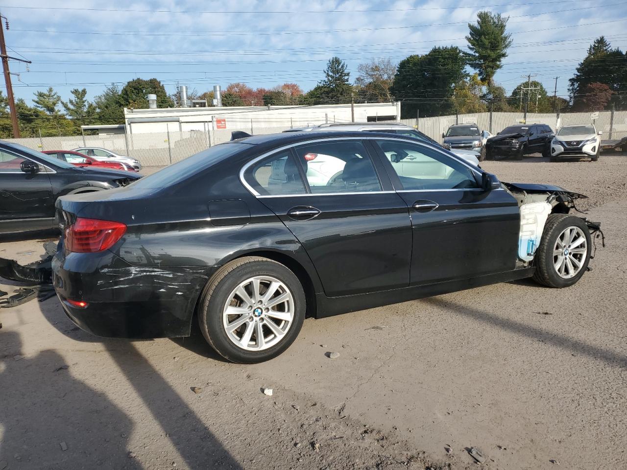 2016 BMW 528 Xi - Image 3