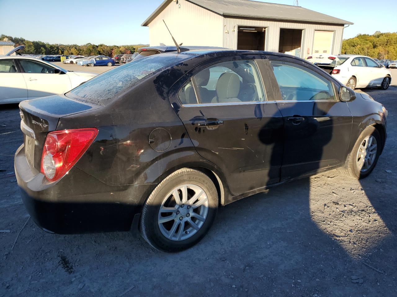 2012 Chevrolet Sonic Lt - Image 3