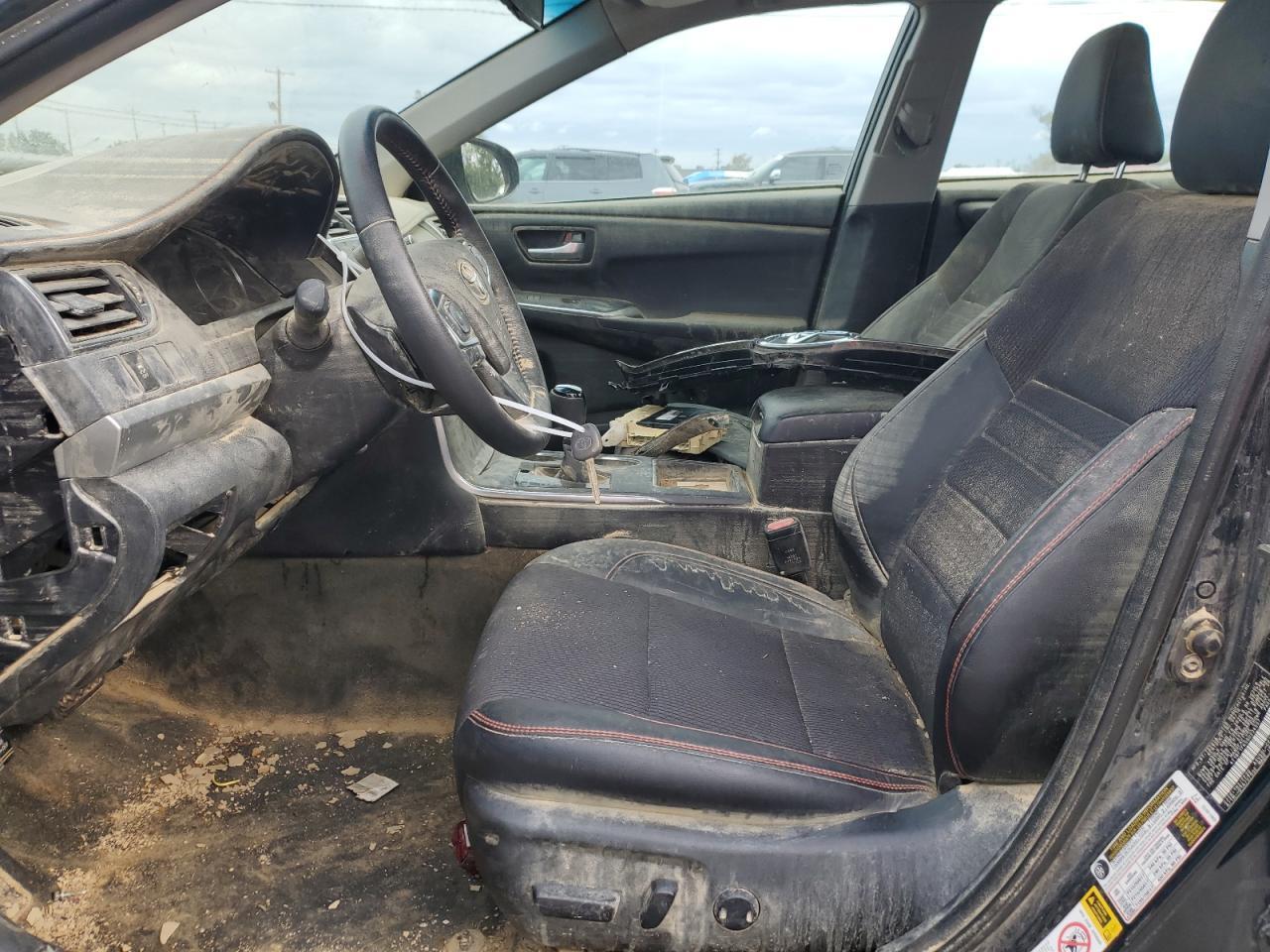 2016 Toyota Camry Le - Фото 7