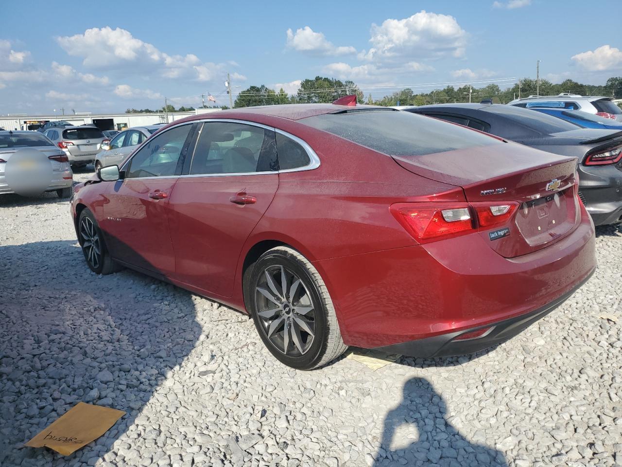 2017 Chevrolet Malibu Lt - Image 2