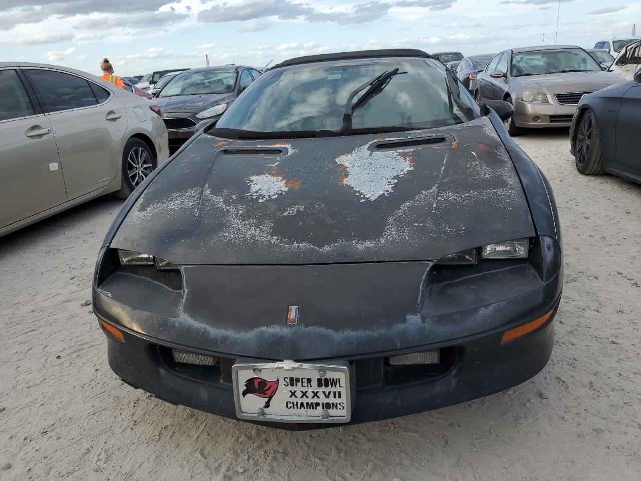 1996 Chevrolet Camaro Base - Image 5