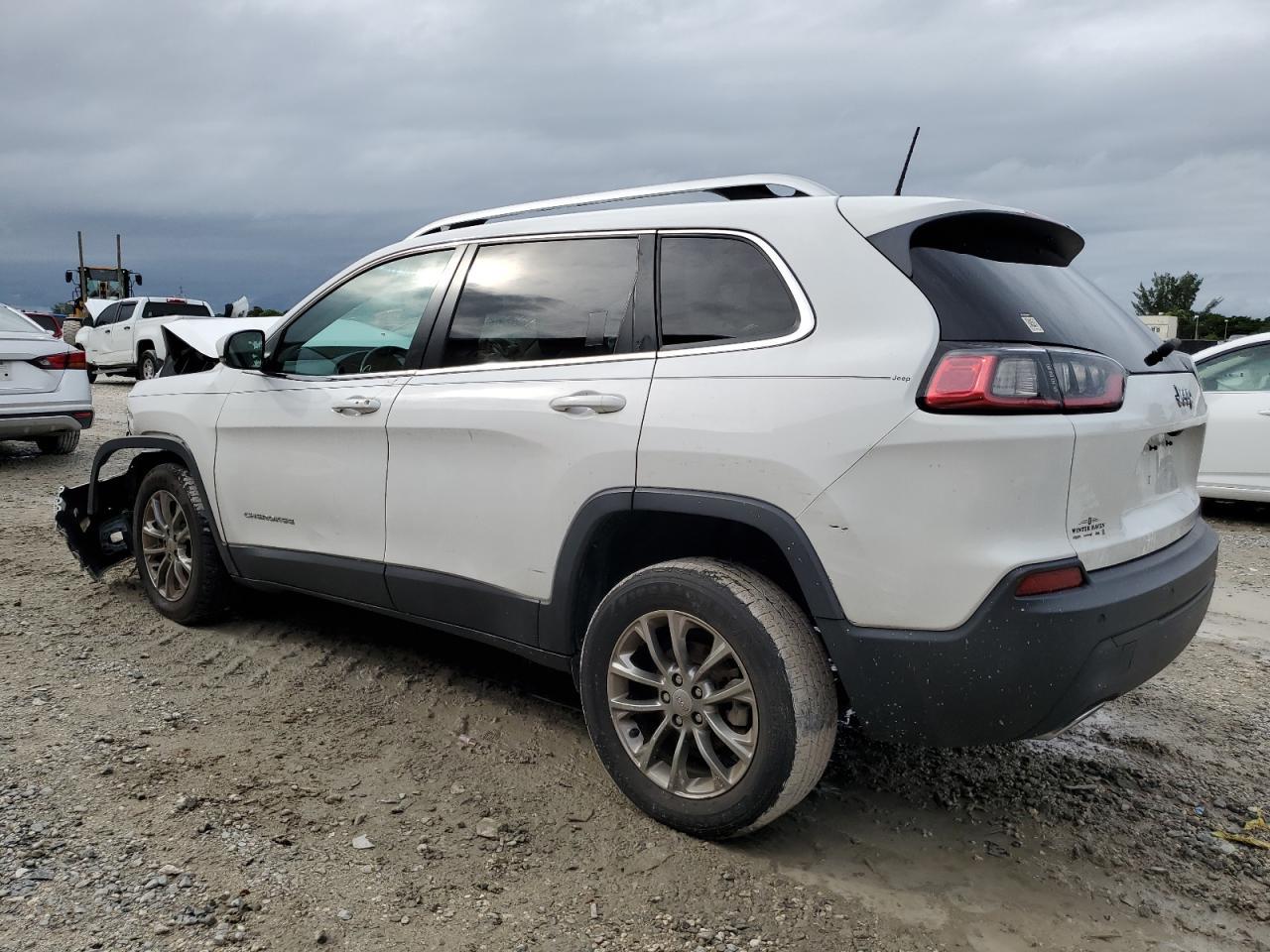2020 Jeep Cherokee Latitude Plus - Фото 2