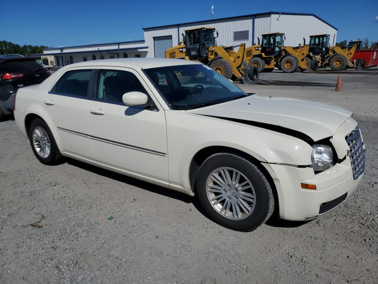 2008 Chrysler 300 Lx - Image 4