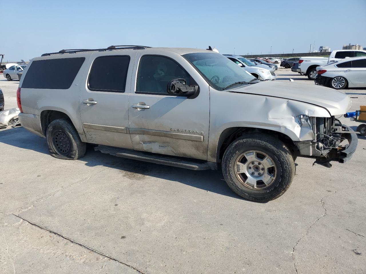 2009 Chevrolet Suburban C1500 Lt - Image 4