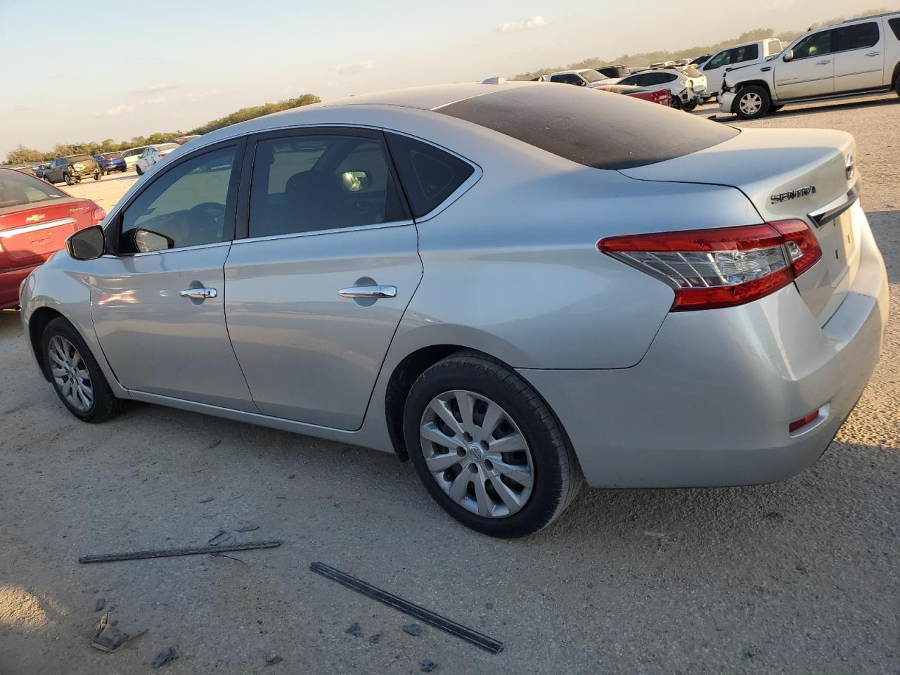 2013 Nissan Sentra S - Фото 2