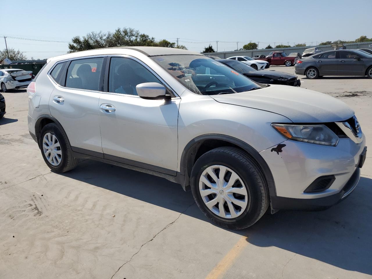 2016 Nissan Rogue S - Image 4