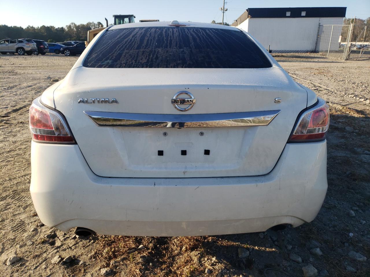 2015 Nissan Altima 2.5 - Image 6
