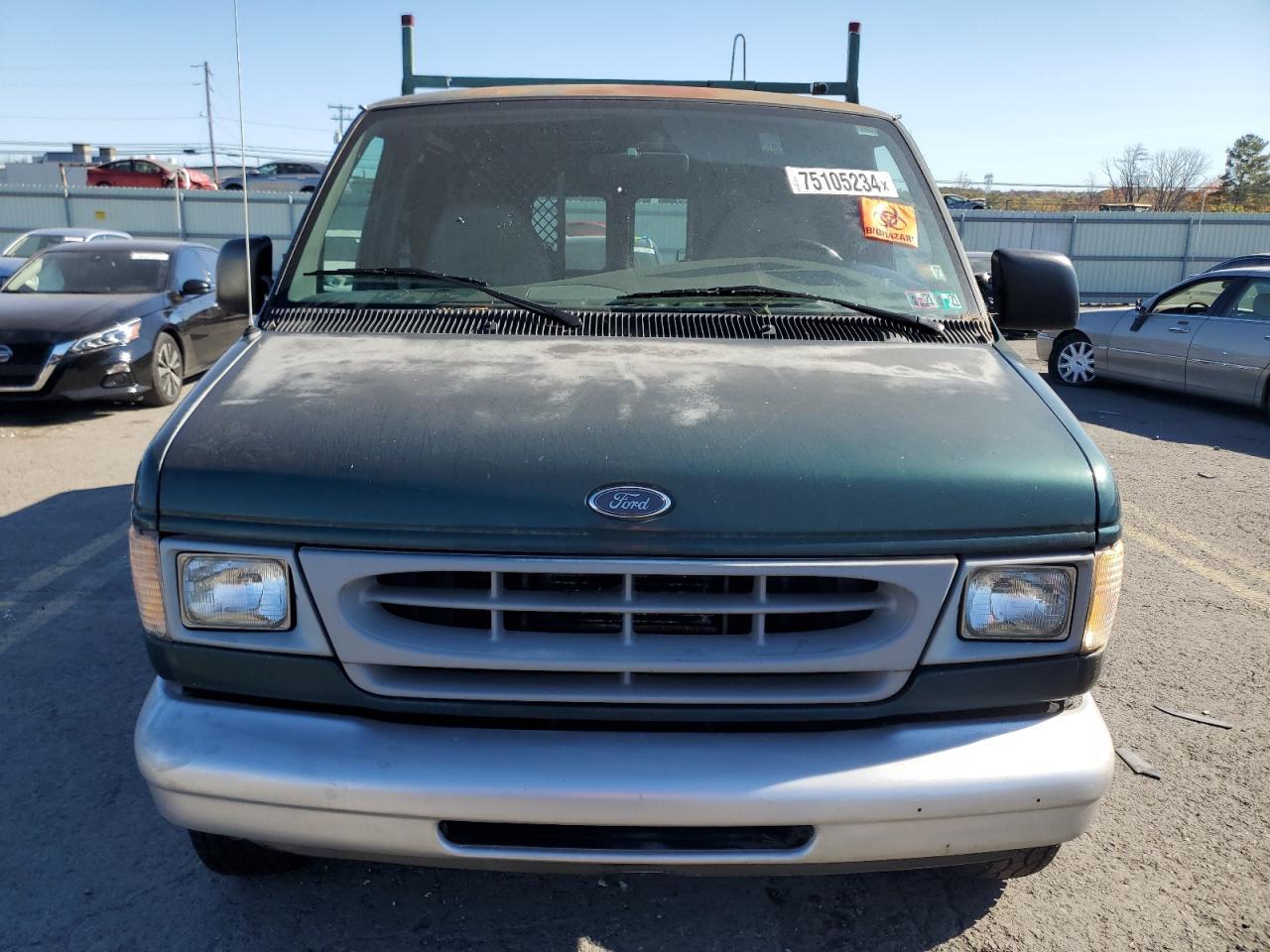 2000 Ford Econoline E150 Van - Фото 5