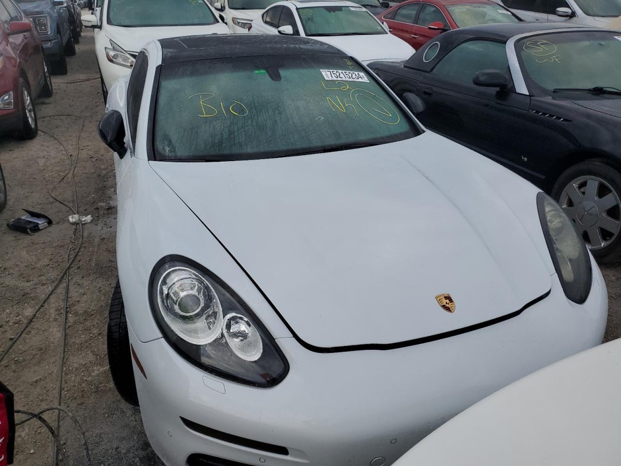 2016 Porsche Panamera S - Image 5