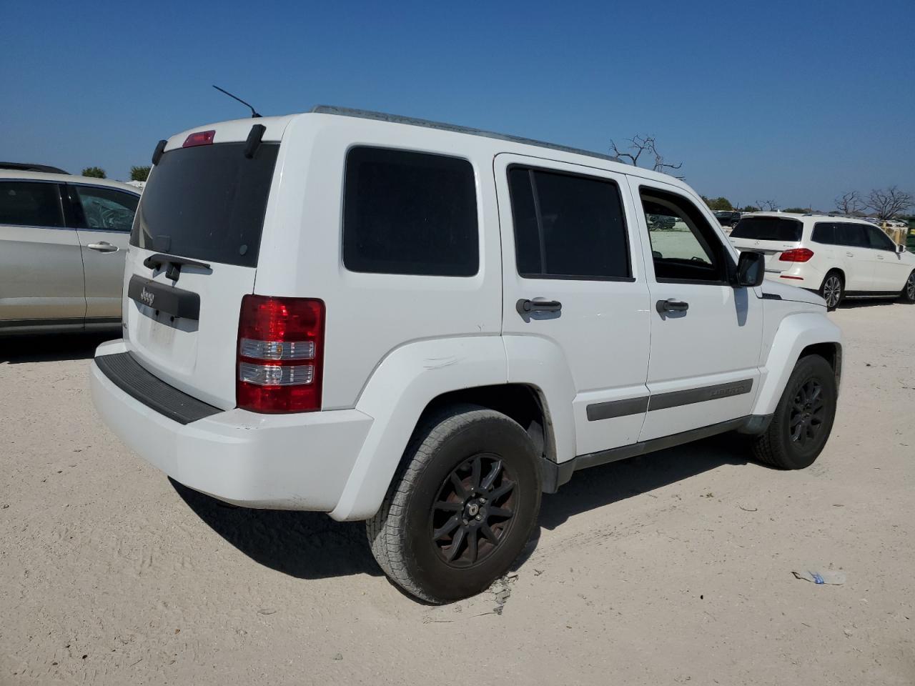 2011 Jeep Liberty Sport - Image 3