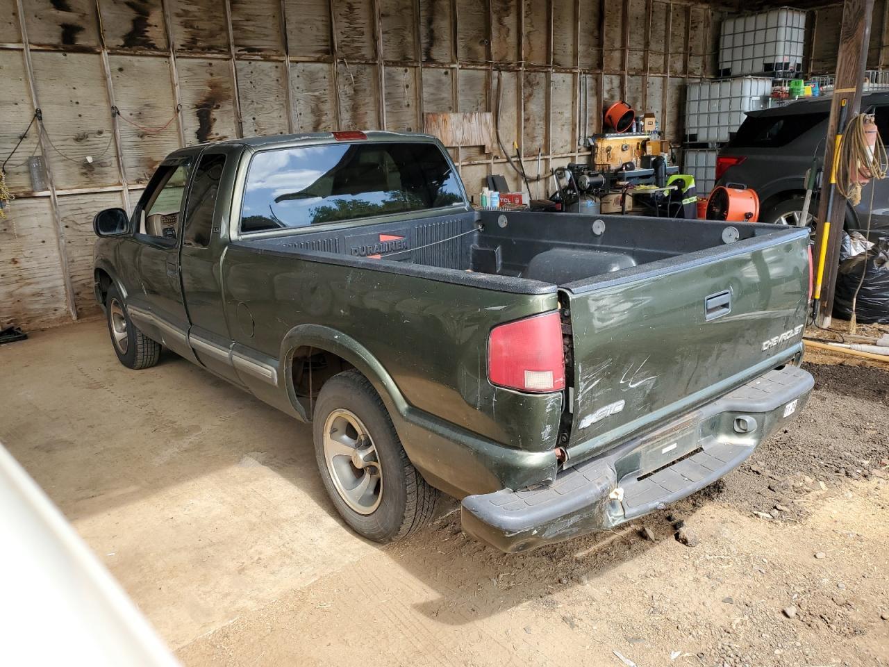 2001 Chevrolet S Truck S10 - Фото 2