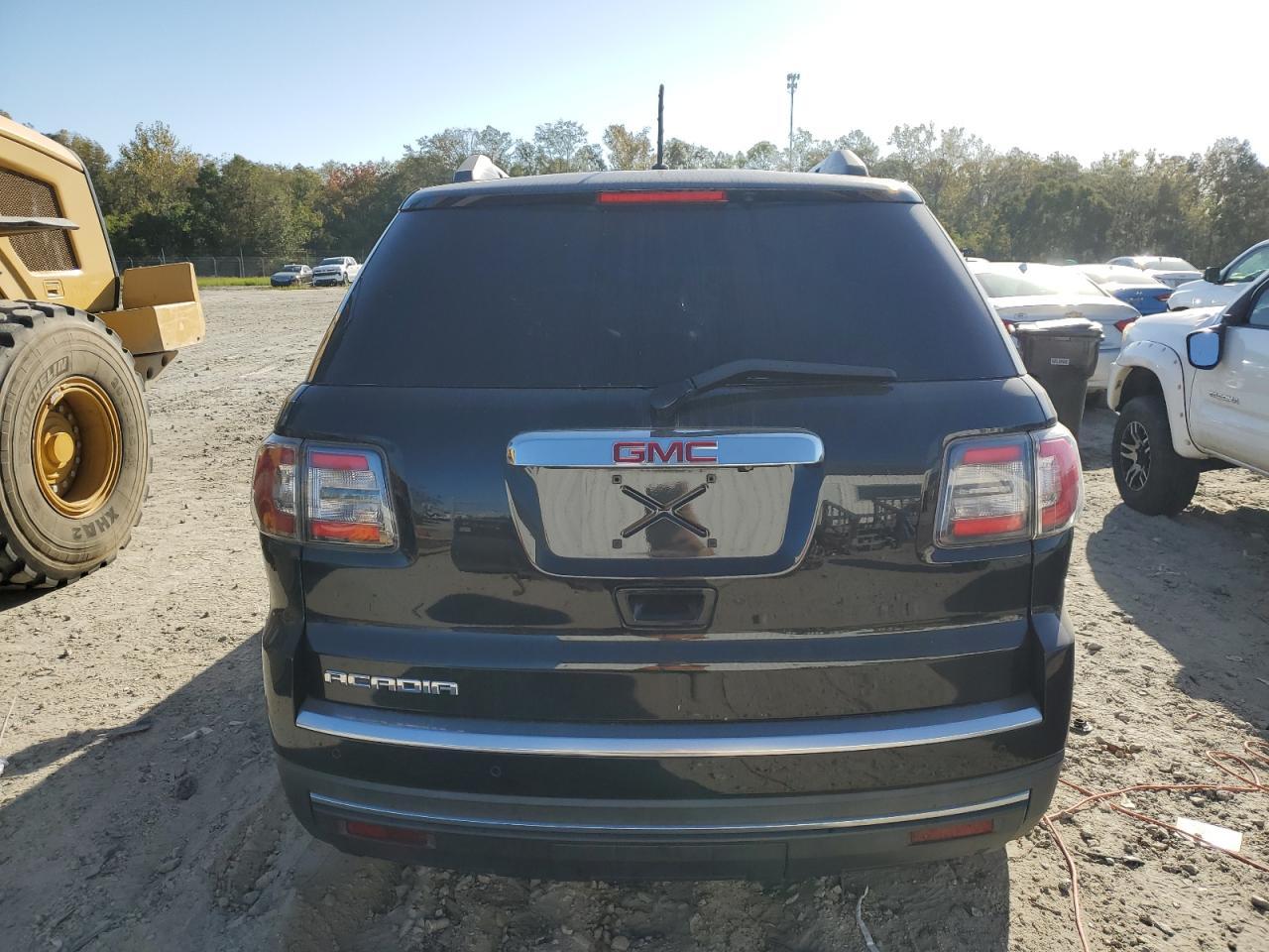 2013 GMC Acadia Sle - Image 6