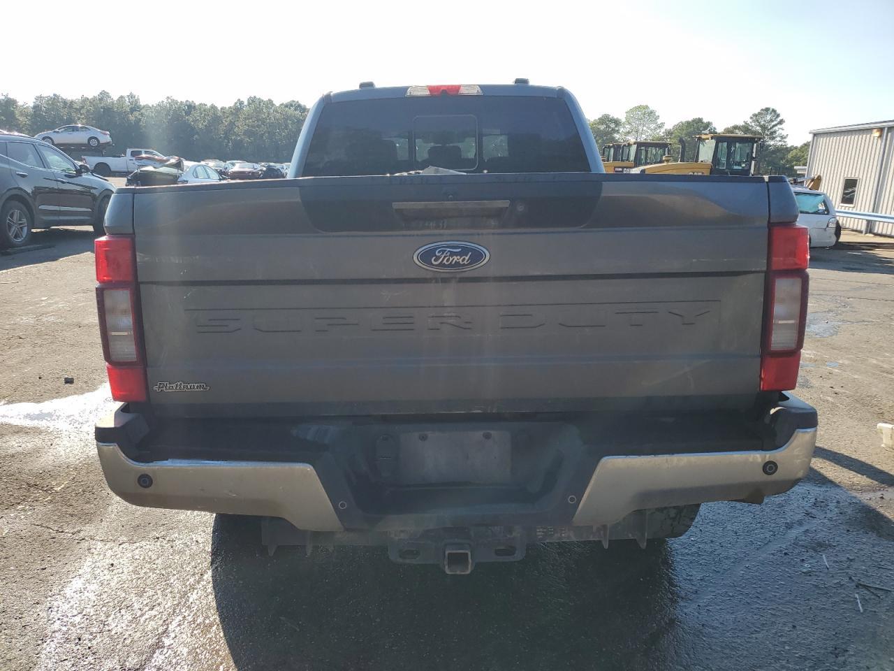 2022 Ford F250 Super Duty - Фото 6