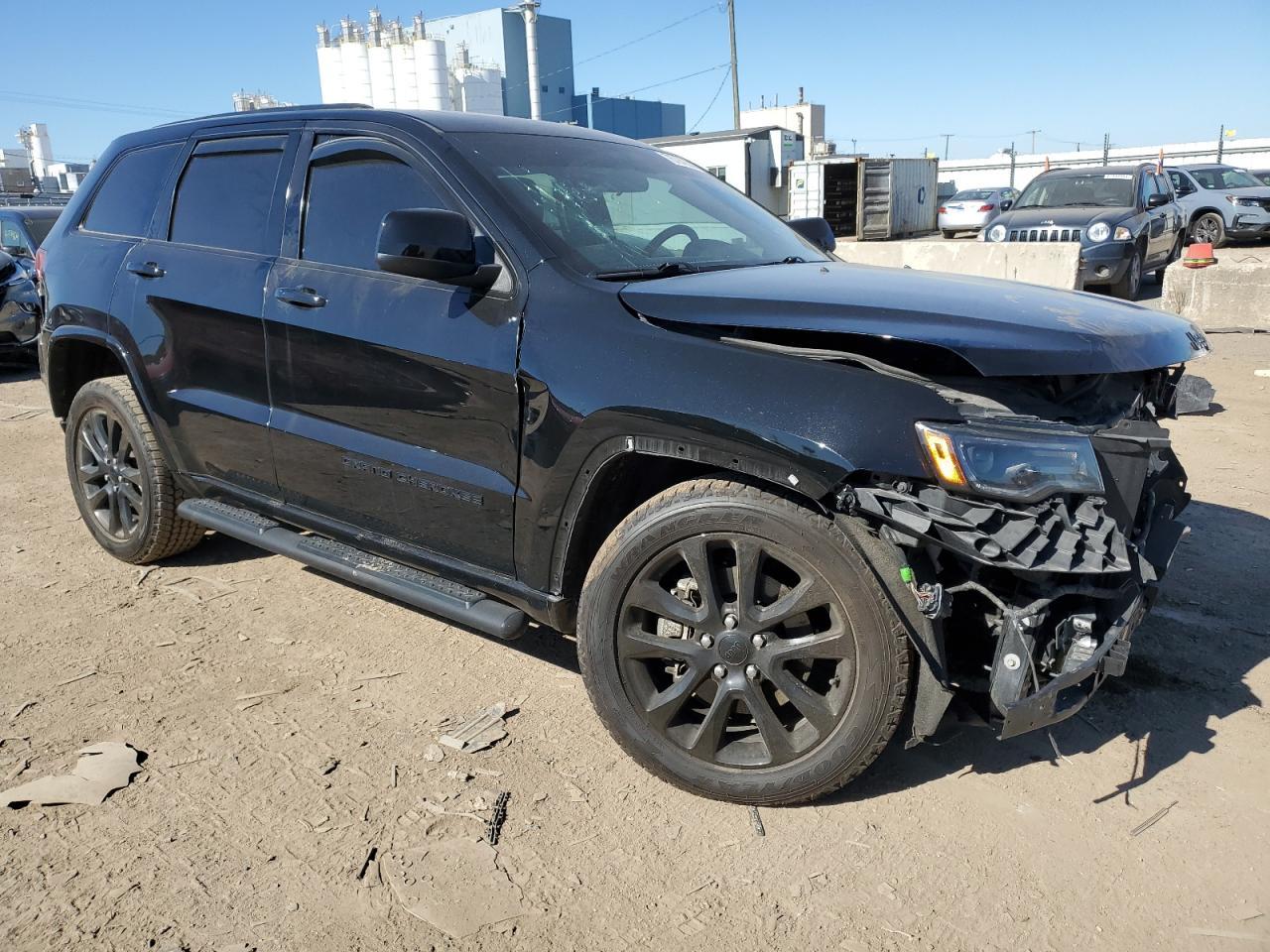 2021 Jeep Grand Cherokee Laredo - Image 4