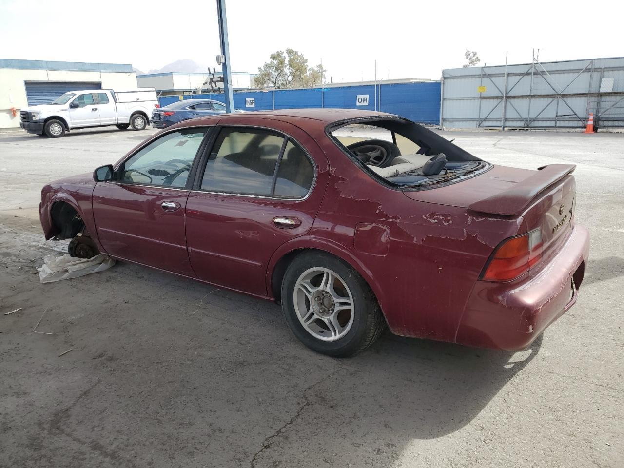 1996 Nissan Maxima Gle - Image 2