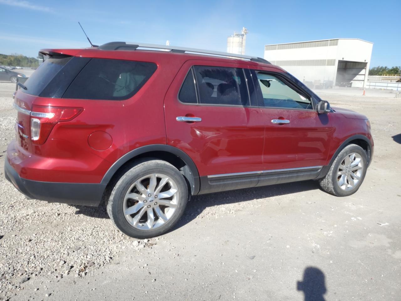 2015 Ford Explorer Xlt - Фото 3