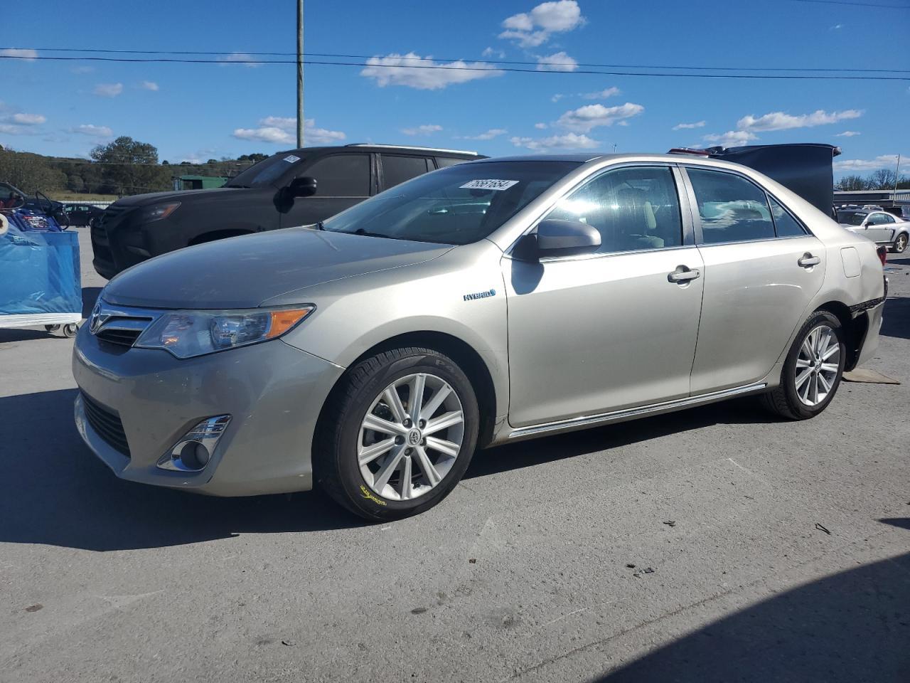 2014 Toyota Camry Hybrid