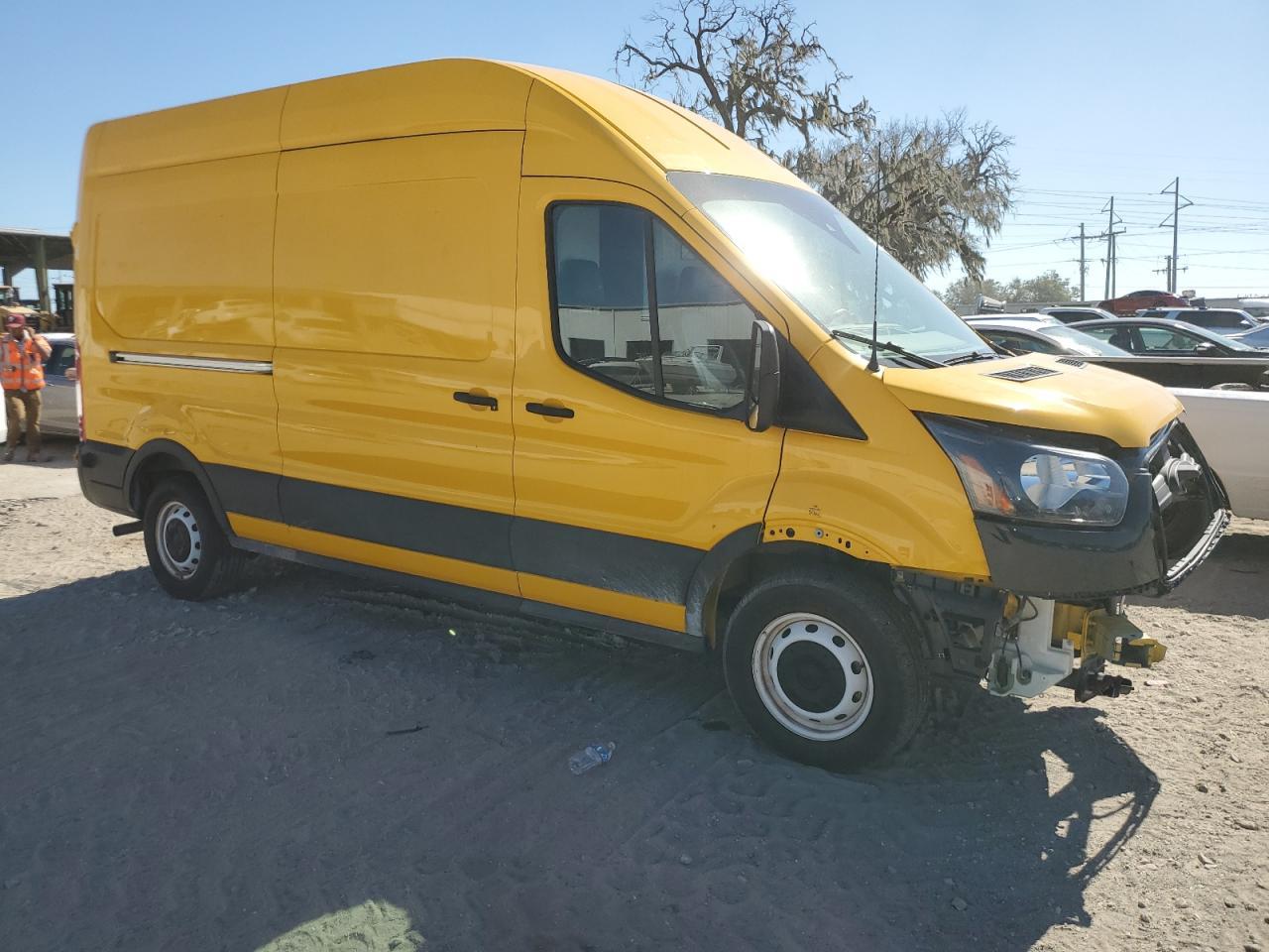 2022 Ford Transit T-250 - Image 4