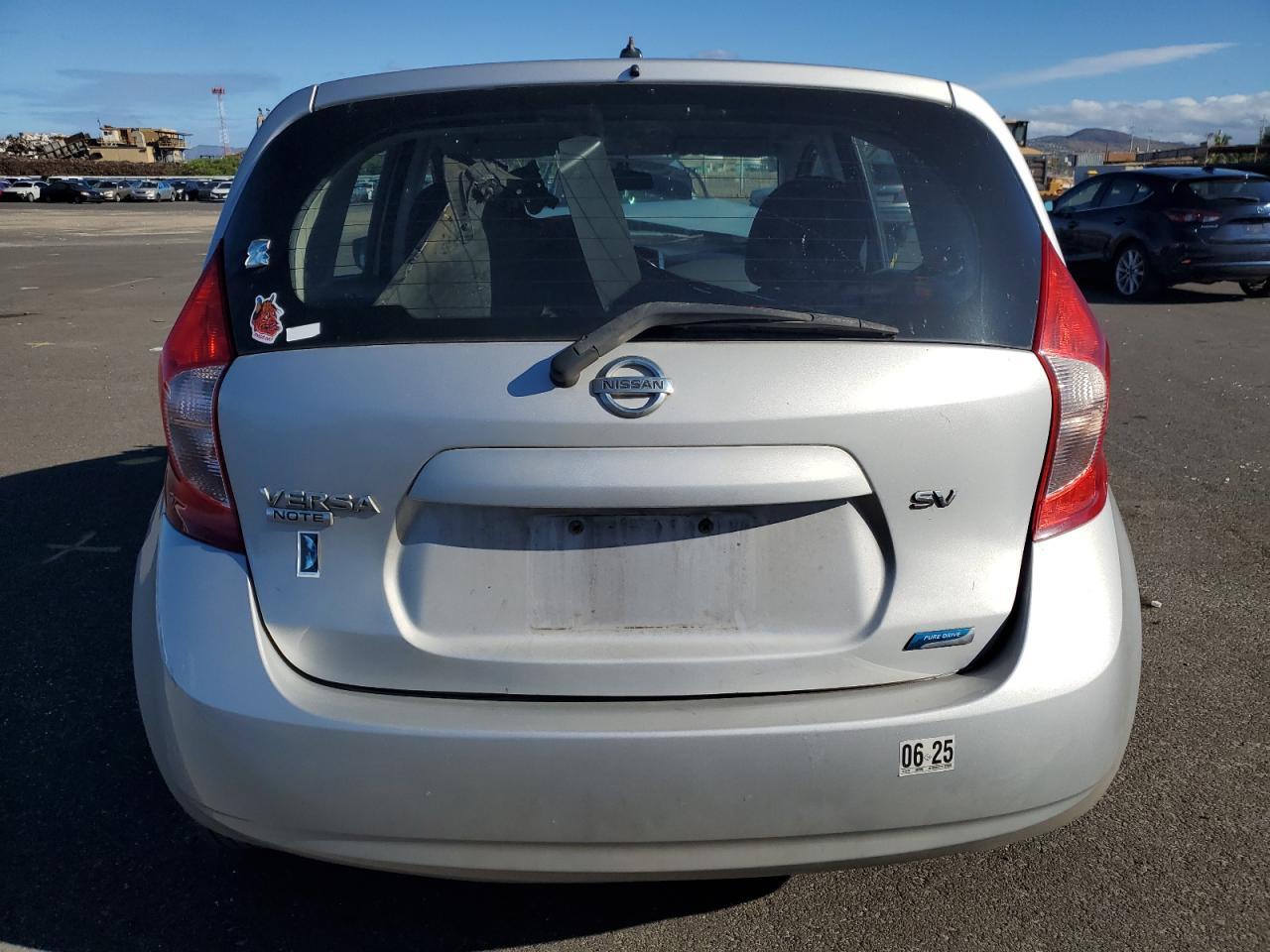 2015 Nissan Versa Note S - Фото 6