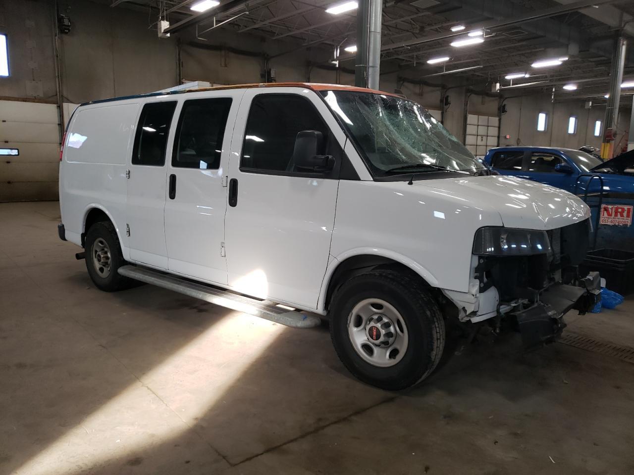 2020 GMC Savana G2500 - Фото 4