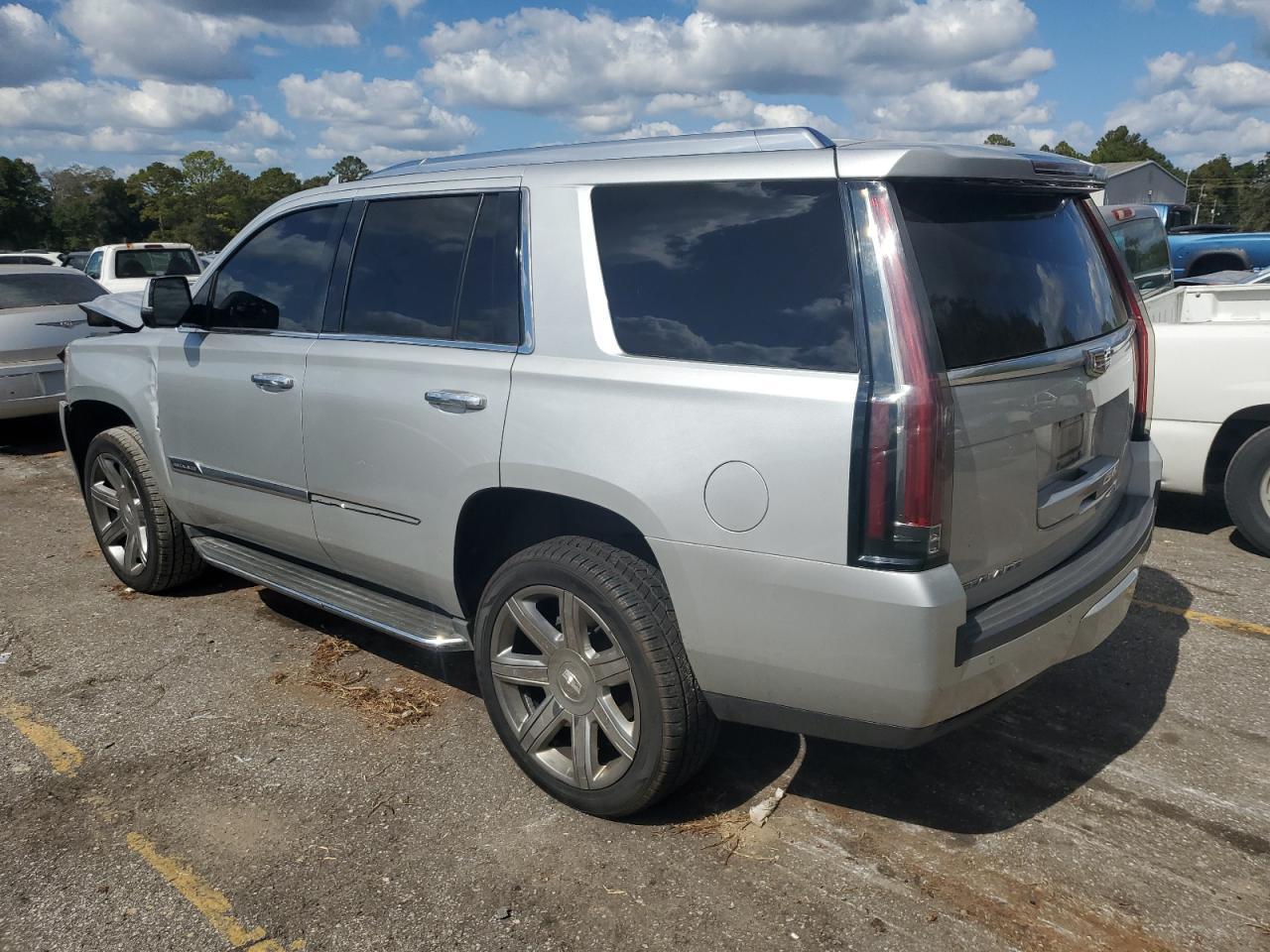 2016 Cadillac Escalade Luxury - Фото 2