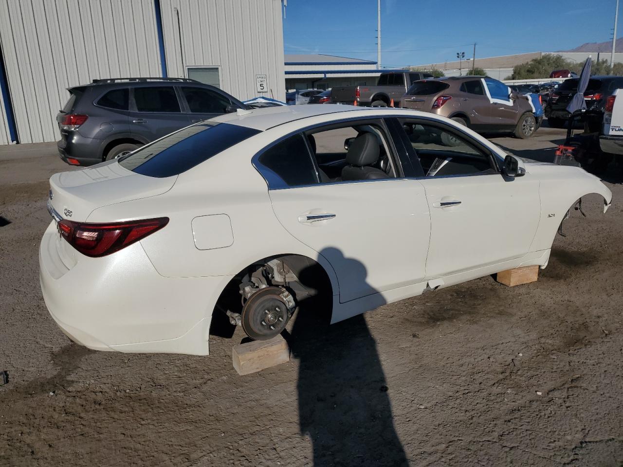 2019 Infiniti Q50 Luxe - Фото 3