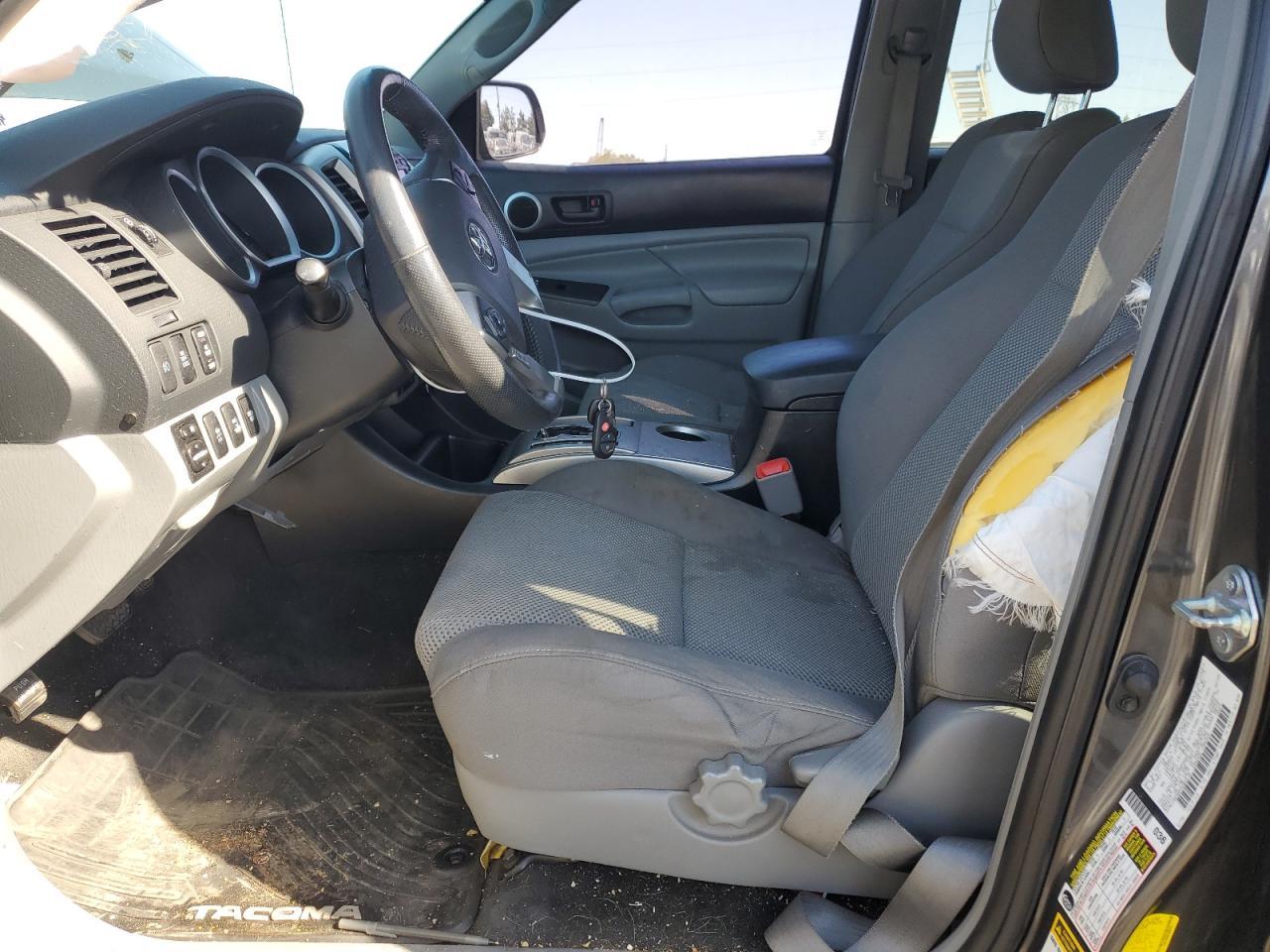 2015 Toyota Tacoma Double Cab - Image 7