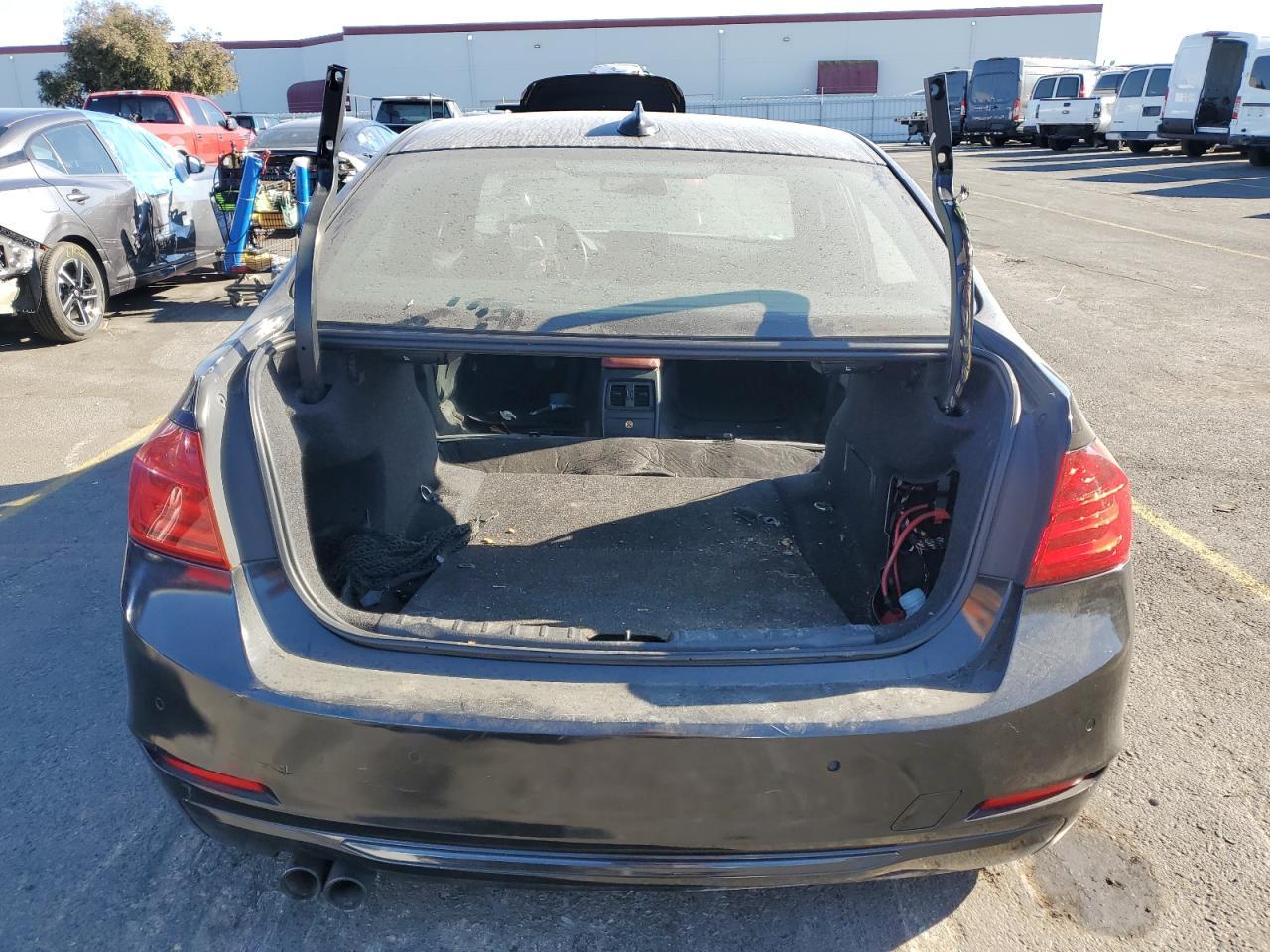 2013 BMW 328 I - Фото 6