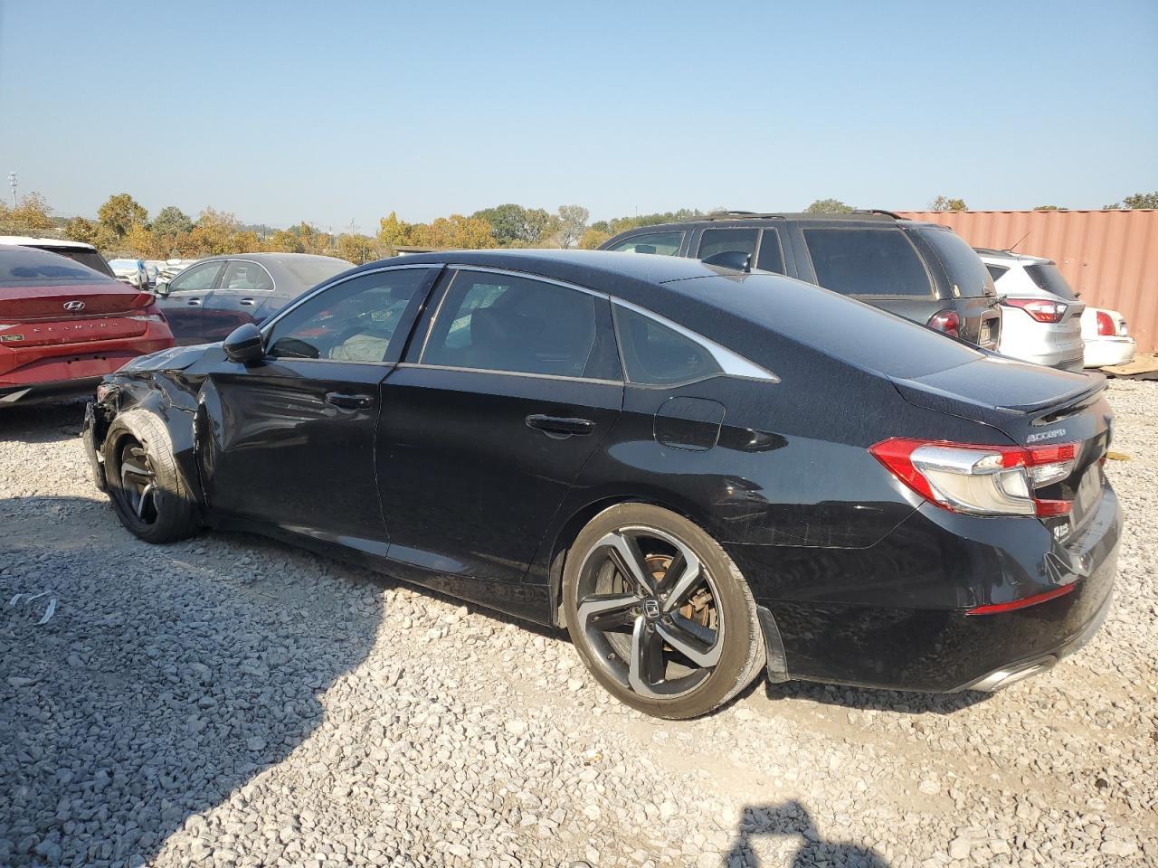 2019 Honda Accord Sport - Фото 2
