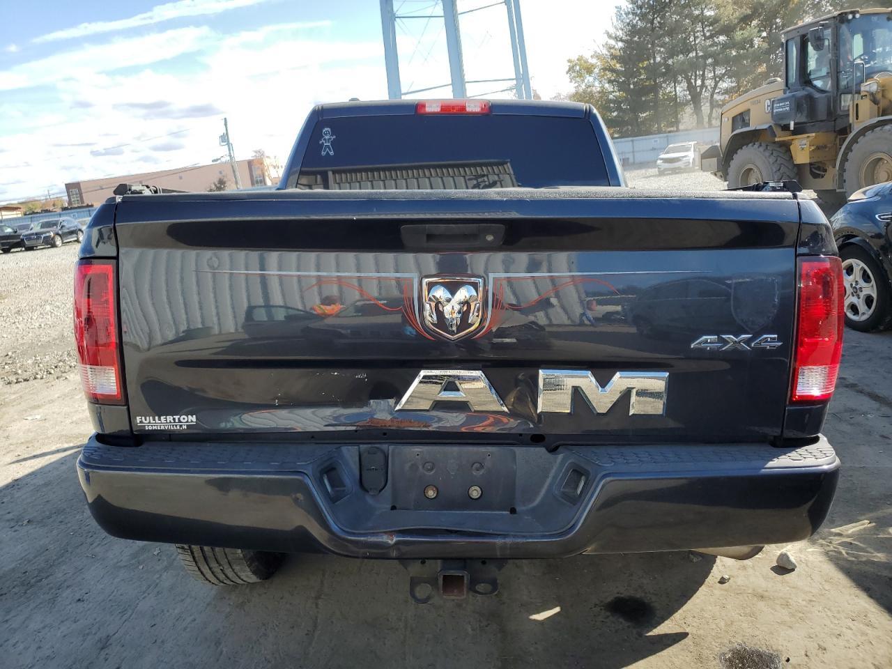 2016 Ram 1500 St - Image 6