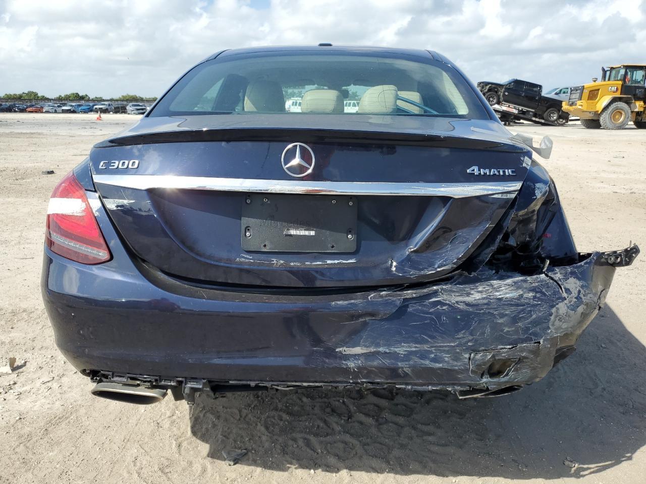 2019 Mercedes-Benz C 300 4Matic - Фото 6