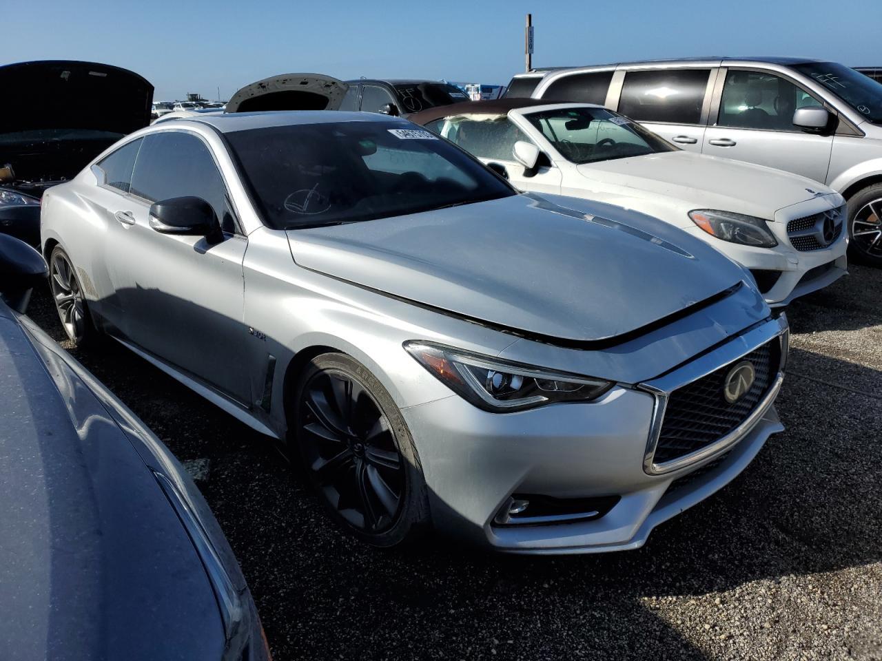 2019 Infiniti Q60 Red Sport 400 - Image 4