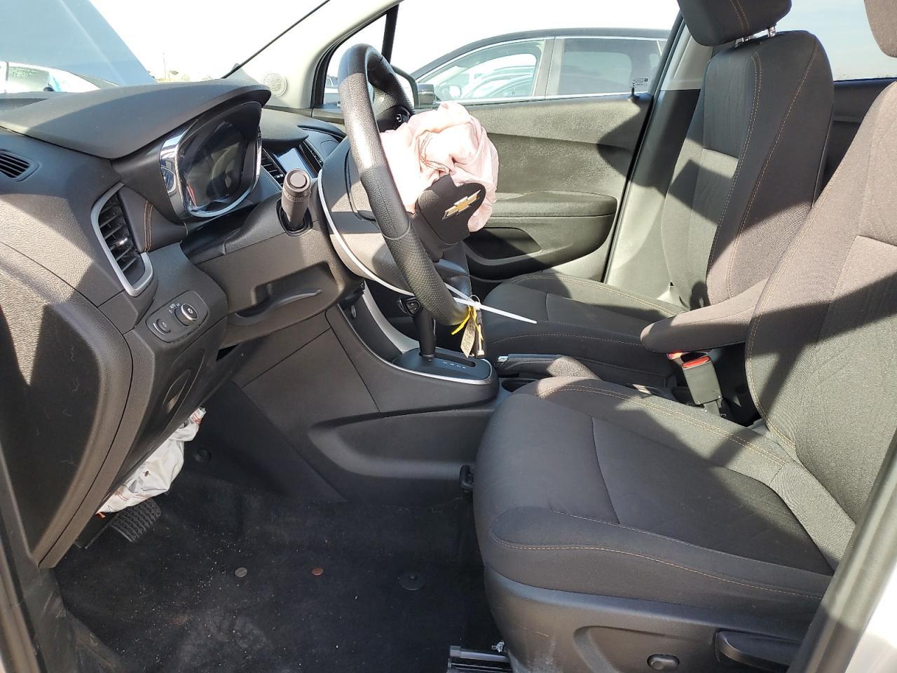 2020 Chevrolet Trax 1Lt - Image 7