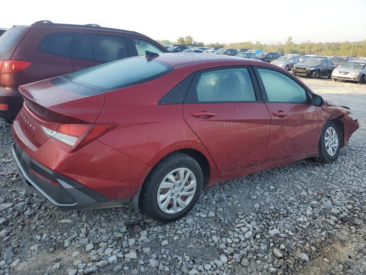 2024 Hyundai Elantra Sel - Фото 3