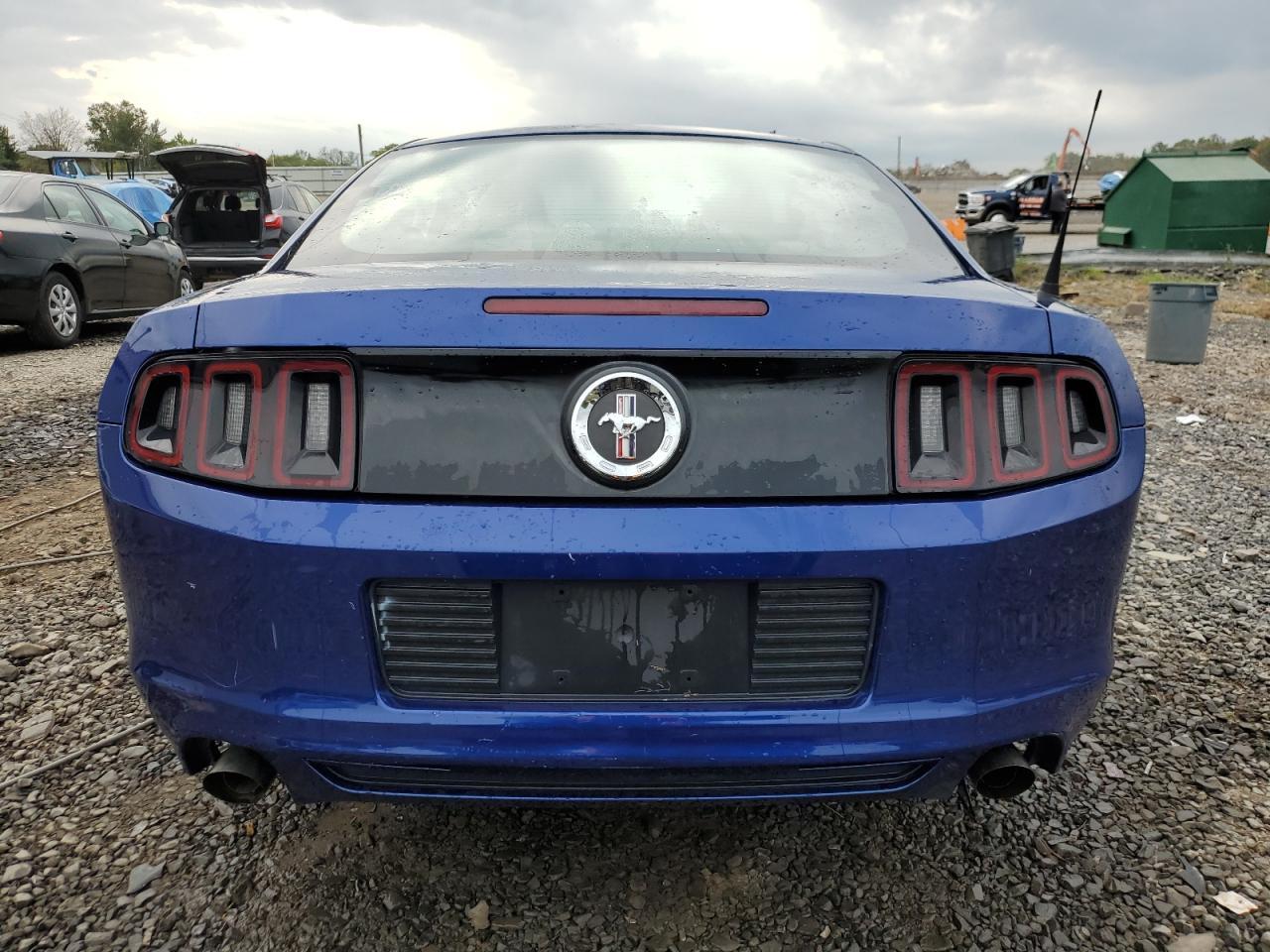 2013 Ford Mustang - Image 6