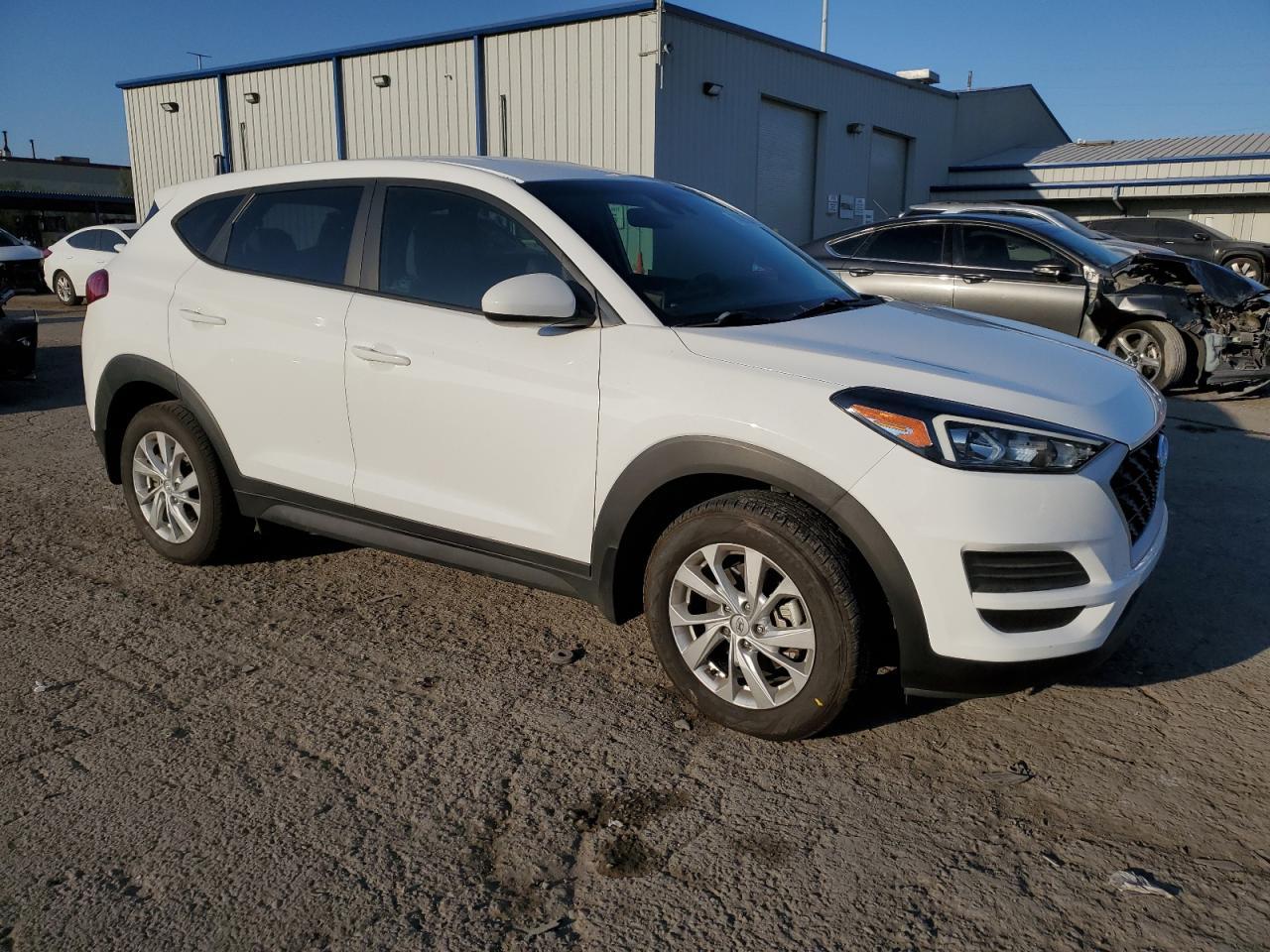 2021 Hyundai Tucson Se - Image 4