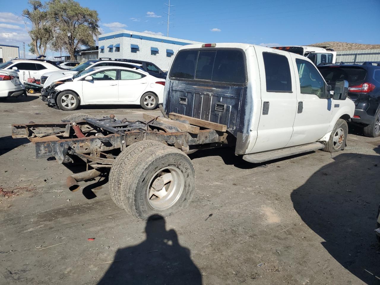 2002 Ford F350 Super Duty - Фото 3